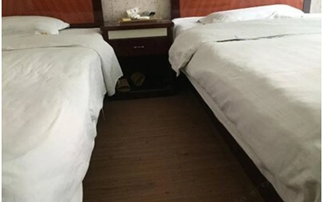Suining Kaixuan Business Inn