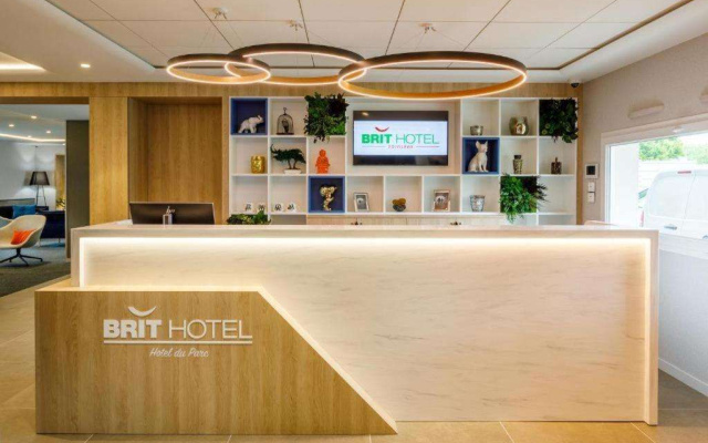 Brit Hotel Piscine & Spa - Fougères