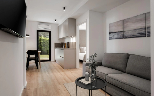 Upper Sea View Apartments