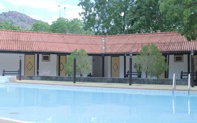 Отель Jayasinghe Holiday Resort вид на фасад
