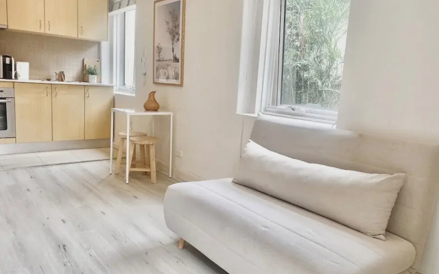 Prime Location Unit With Backyard
