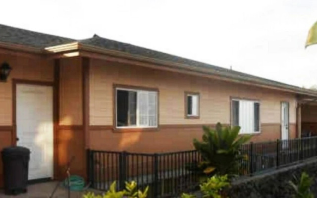 Hale Laulea - Four Bedroom House