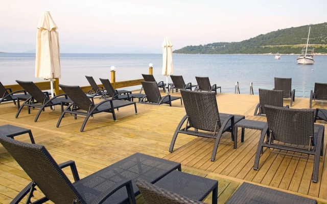 Velena Hotel