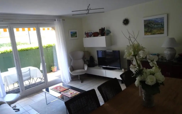 Le Hameau (Adults Only)