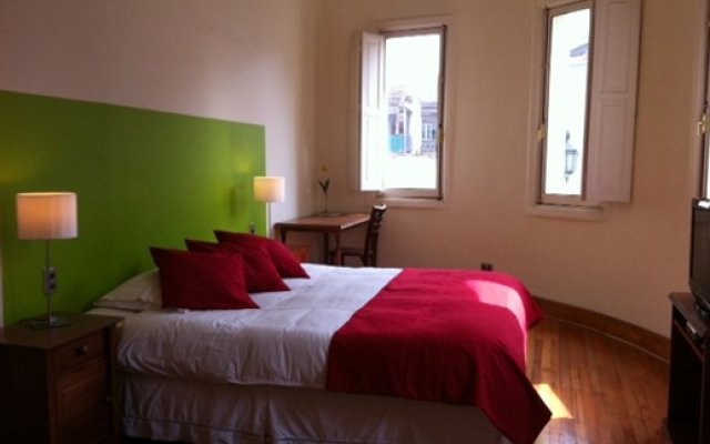 Bed & Breakfast Casa Bonita in Santiago, Chile from 208$, photos, reviews - zenhotels.com