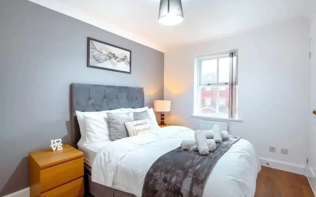 Spacious Wimbledon House Lovely Garden Parking