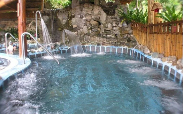 Meilonshan Hotspring Resort