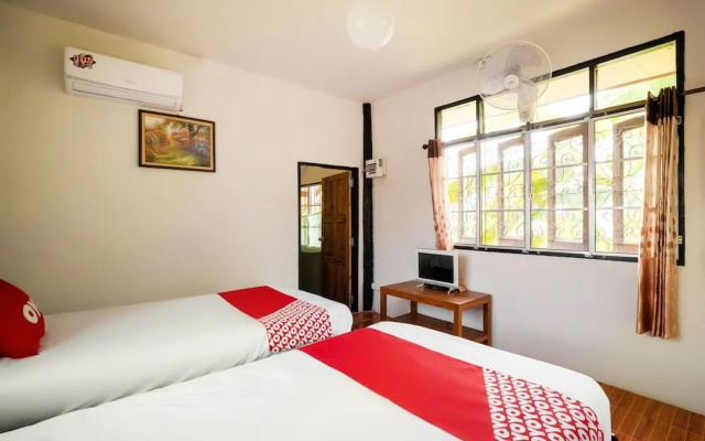 OYO 766 Zompo Baan Din Resort