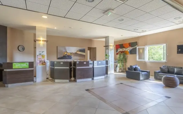 2-person Studio in Callian