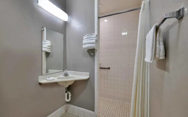 Motel 6 Gallup, NM