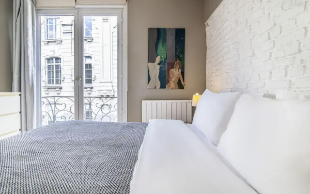 Modern Apartment with Stylish Interior in Beyoglu