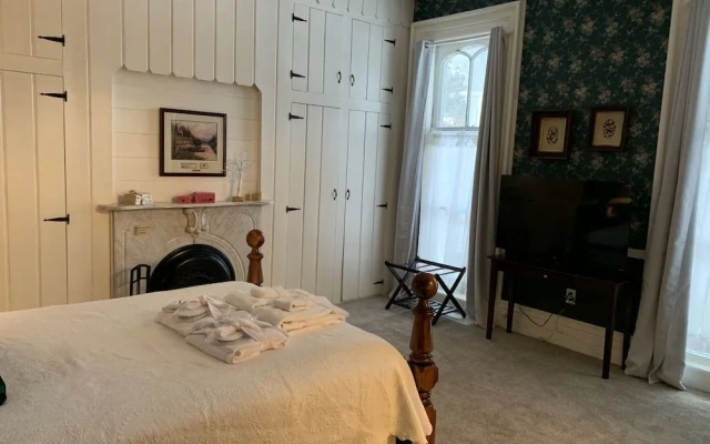Cuyahoga Valley Inn