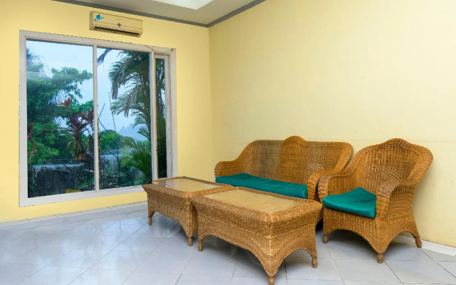OYO 1989 Hotel Pelangi Harapan