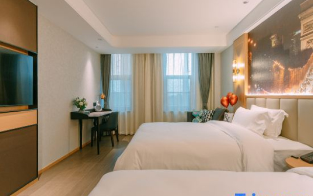 Qingmu Platinum Hotel (Ma'anshan East Station Weixing Xingyue Plaza)