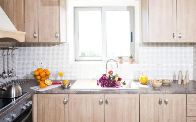 Two Bedroom Maisonette Villa - Ilianthos