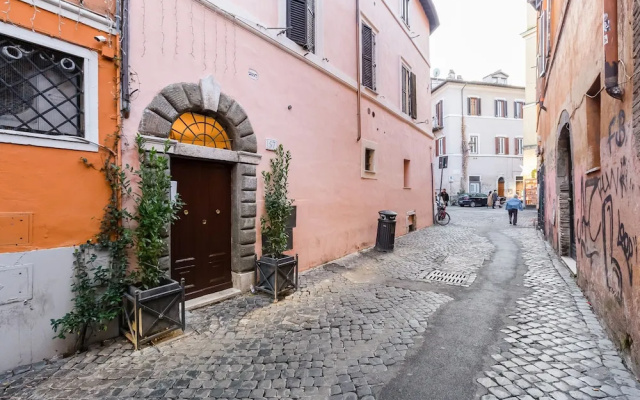 Trastevere Central House