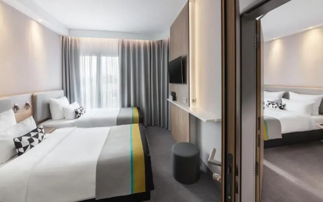 Holiday Inn Express Munich North by IHG