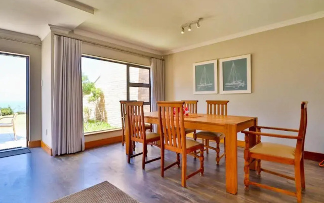 Sea Cliff Condo