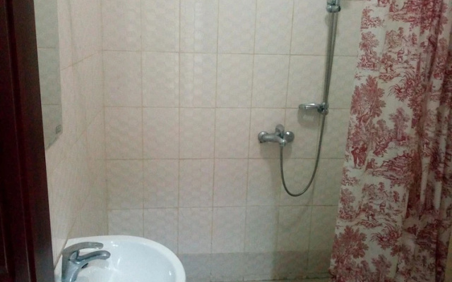 Zambezi Inn Airport Hotel