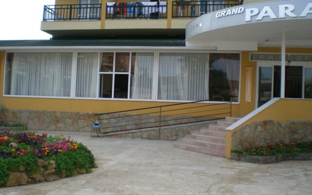 Maya World Beach Турция, Окурджалар - отзывы, цены и фото номеров - забронировать отель Maya World Beach онлайн вид на фасад