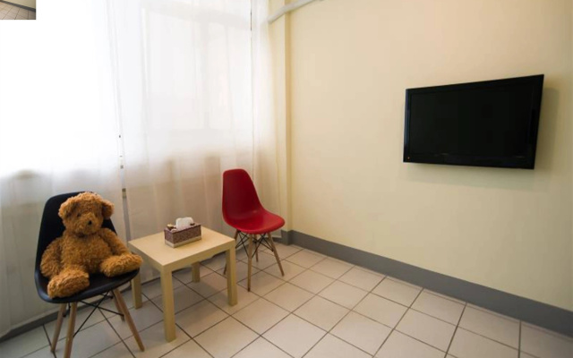 Teacher Li Guesthouse