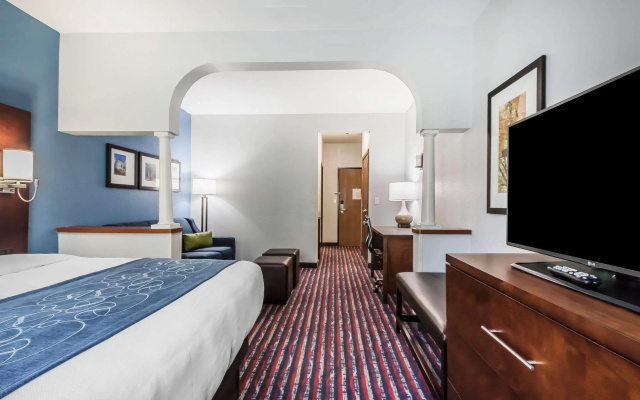 Comfort Suites St Charles - St Louis