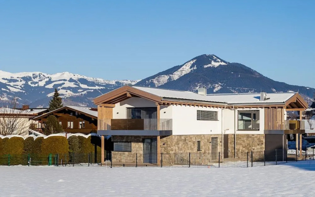 Aurora Mountain Chalet by we rent