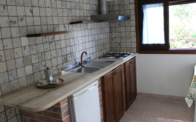 Secluded Holiday Home in Matino With Swimming Pool