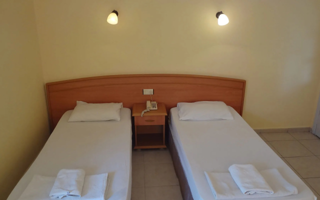 Cleopatra Icaria Apart Hotel