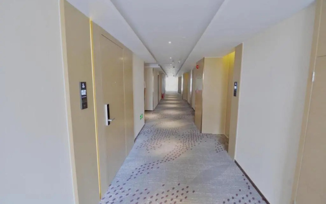Lavande Hotels· Xingyi Jushan Avenue