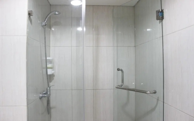 Scenic Studio Room @ Tamansari La Grande Apartment