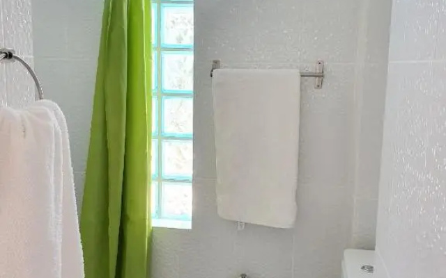 Studio with enclosed garden and wifi at Sagres