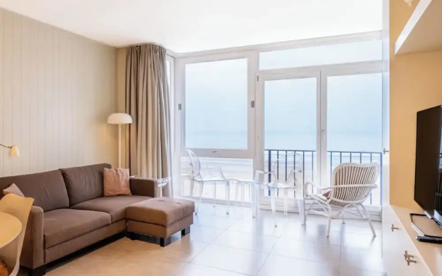 Apartment on Belgian Coast With Sea Views