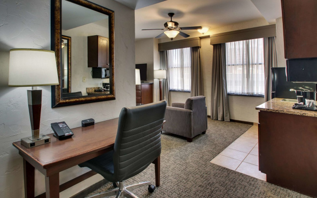Drury Plaza Hotel San Antonio Riverwalk