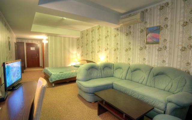 Luxor Hotel