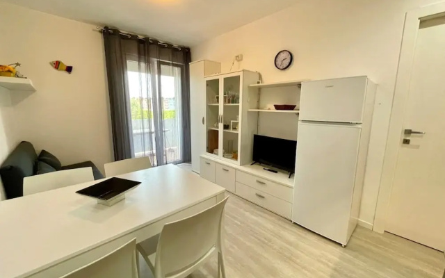 Modern Apartment With Balcony
