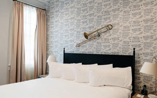 Henry Howard Hotel