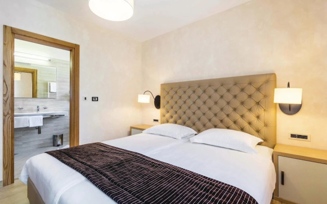 Stunning Home in Turcic With Wifi and 4 Bedrooms