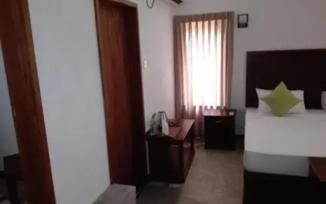 14th Century Resort