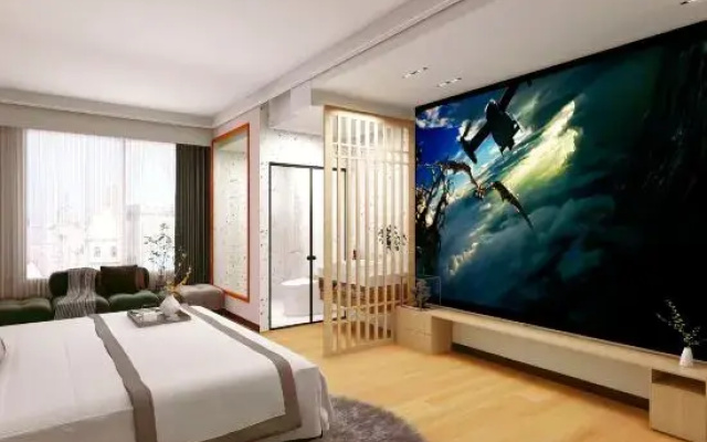 Jin Yue Movie Hotel