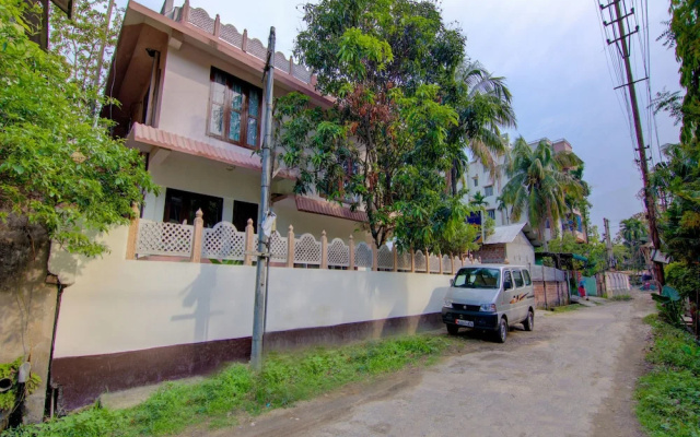 OYO 13542 Urban House
