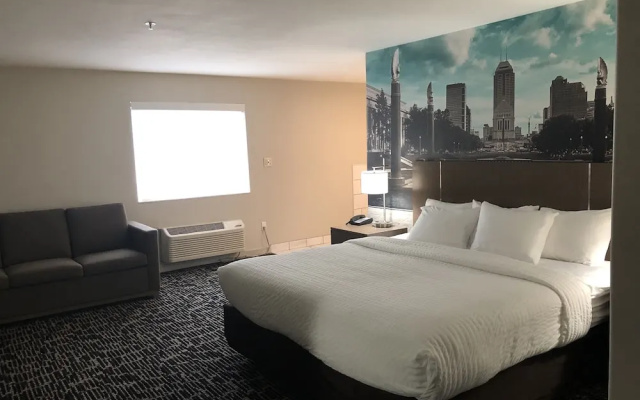 Clarion Pointe Indianapolis Airport