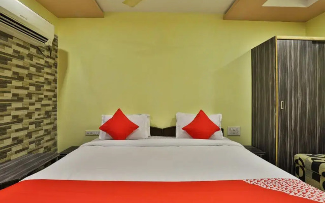 Hotel Signature by OYO Rooms