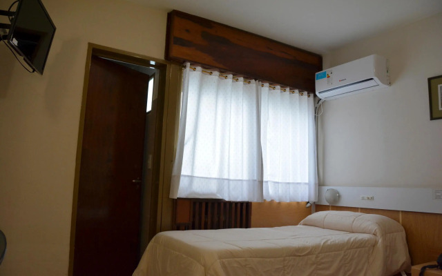 Hotel Menossi