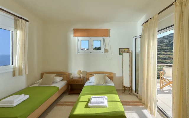 Villa With Private Pool and Amazing View RU