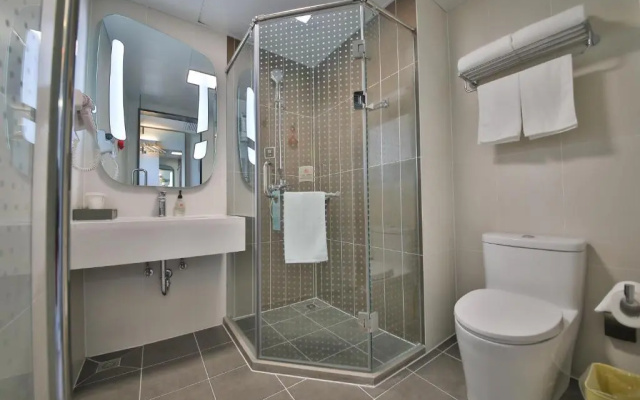 Ibis Changchun FAW Group Hotel