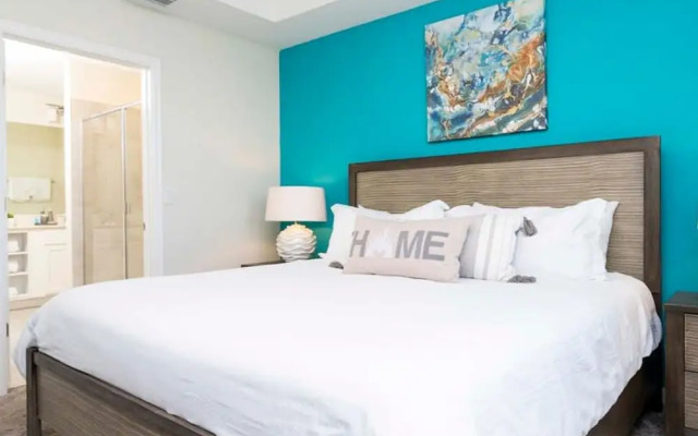 4721 Unit 105 Stunning Apartment 2BD