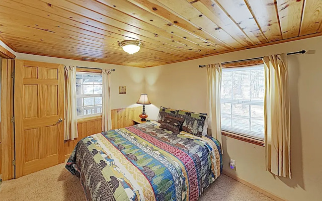 South Lake Tahoe Home by RedAwning