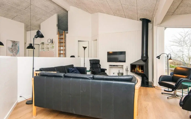 12 Person Holiday Home in Ebeltoft