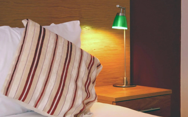 Newton Hotel